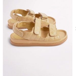 Tony Bianco Hiranni Honey Sheep Sandals